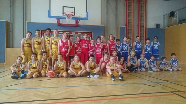 U11 Osterturnier gg. Neuhaus und Waidhofen